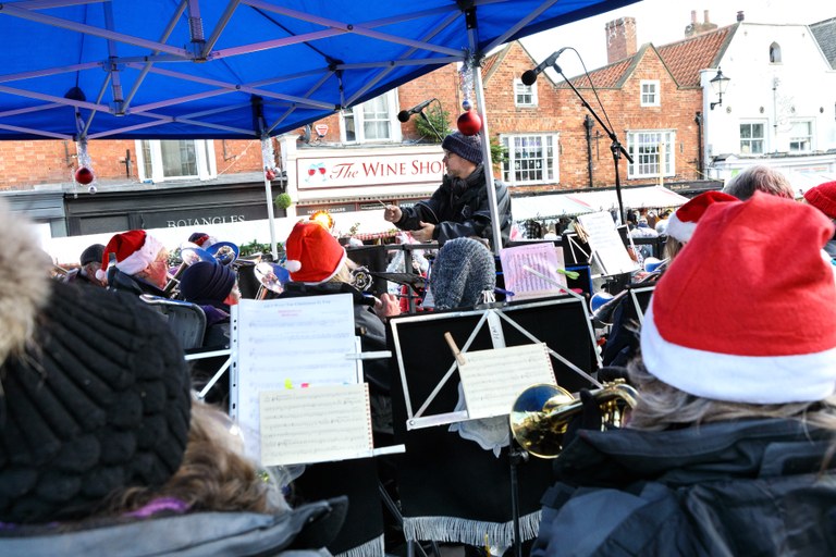 Knaresborough Christmas Market Entertainment