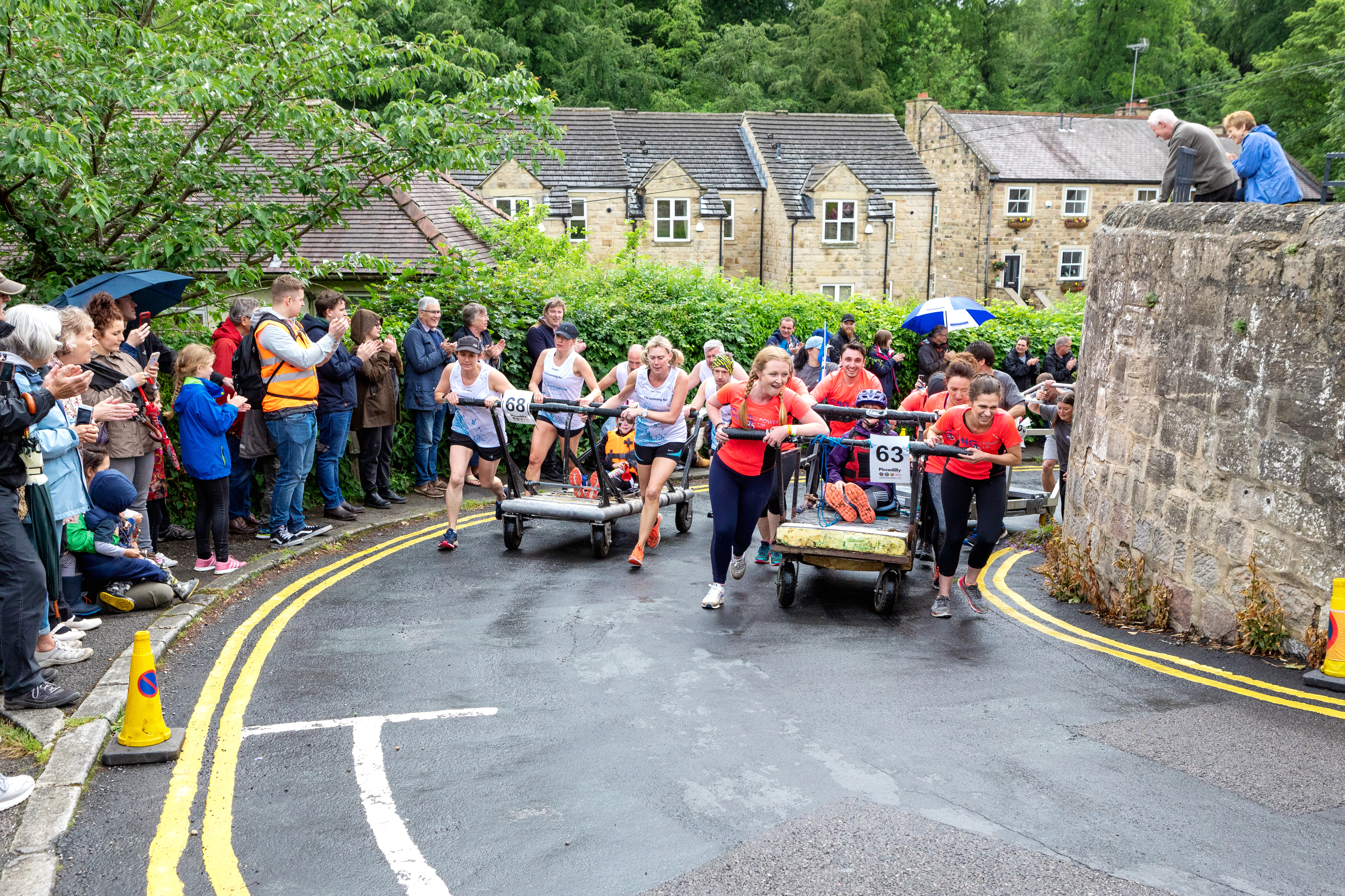 Charlotte-Gale-Knaresborough-Bed-Race-2019-9282.jpg