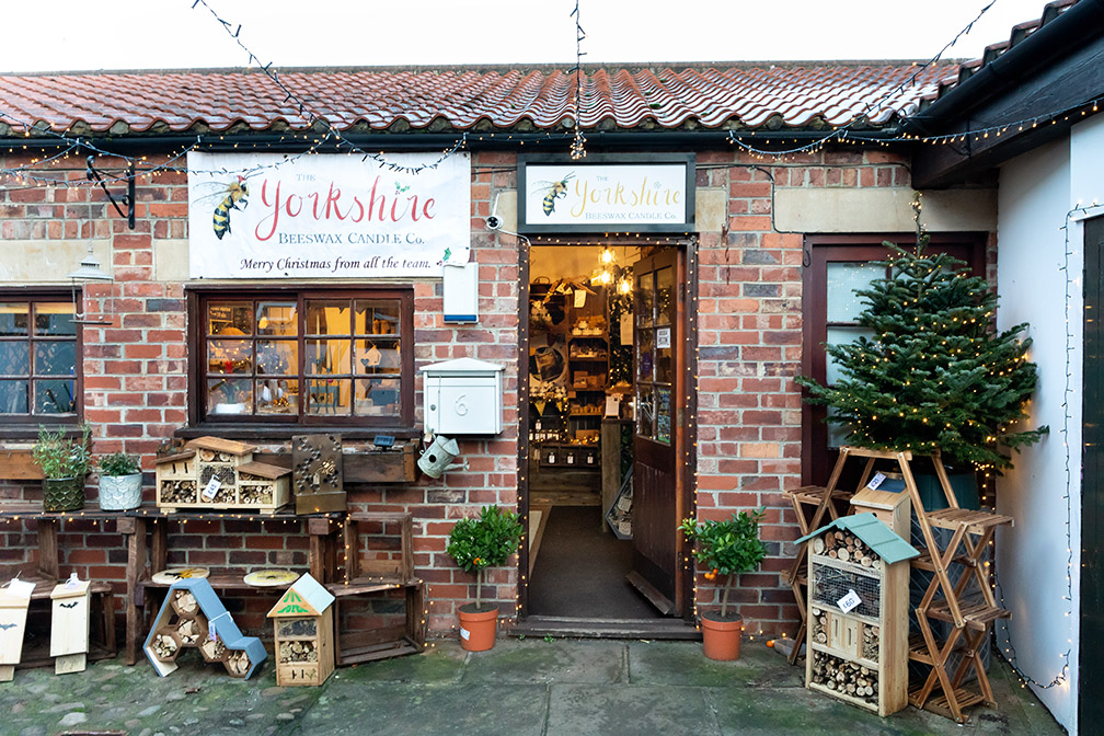 Charlotte-Gale-Knaresborough-Christmas-Market-Yorkshire-Beeswax-Candle-Company-Web.jpg